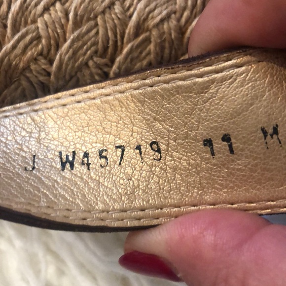 EUC worn once STUART WEITZMAN BROWN WEDGE SANDALA - Picture 7 of 7